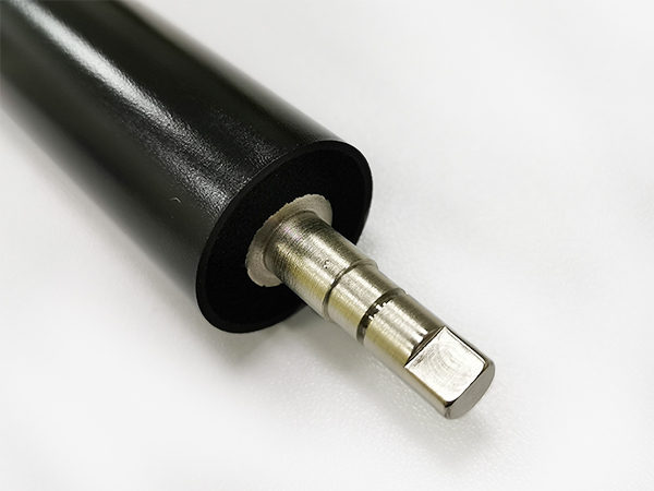 Secondary transfer roller